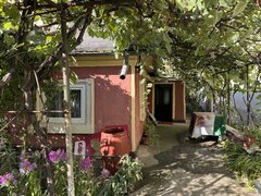 Casa si teren intravilan 512 mp, Bd. Uverturii, zona Cernisoara